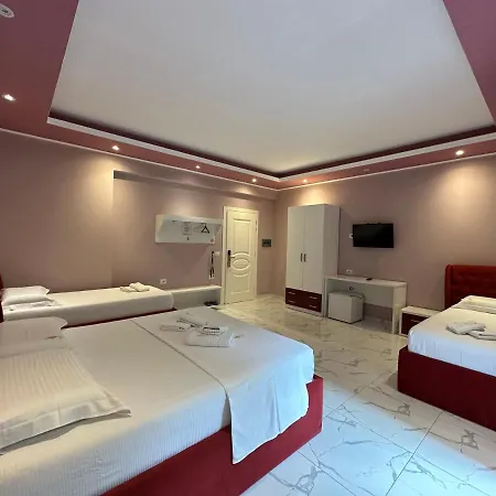 Perseus Otel Palasë